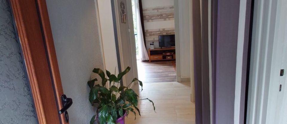 Appartement 5 pièces de 95 m² à Aragnouet (65170)