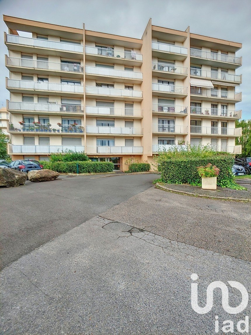 Appartement 2 pièces de 48 m² à Melun (77000)