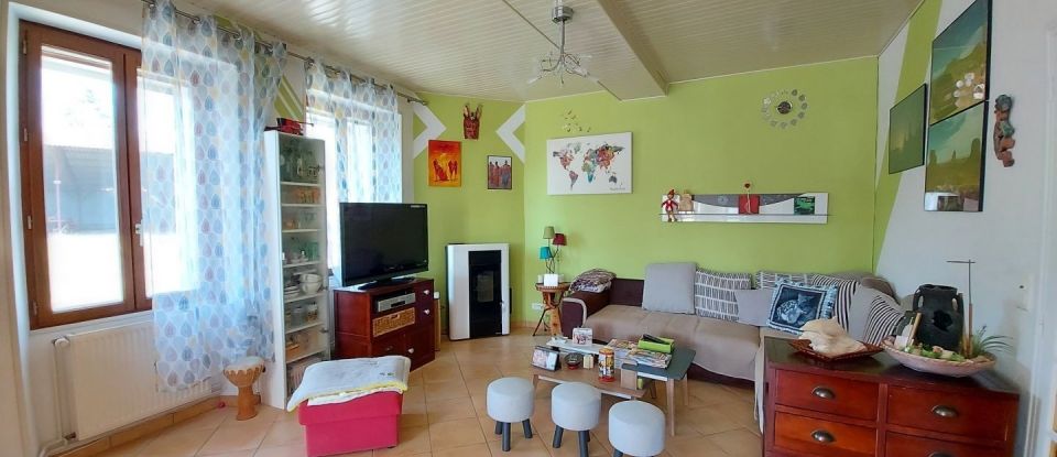 House 5 rooms of 214 m² in Mercy (89210)