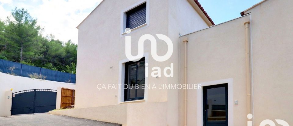 Village house 4 rooms of 119 m² in Simiane-Collongue (13109)