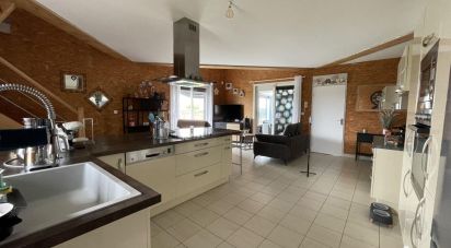 House 4 rooms of 176 m² in Lorignac (17240)