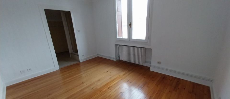 House 8 rooms of 126 m² in Saint-Étienne (42000)