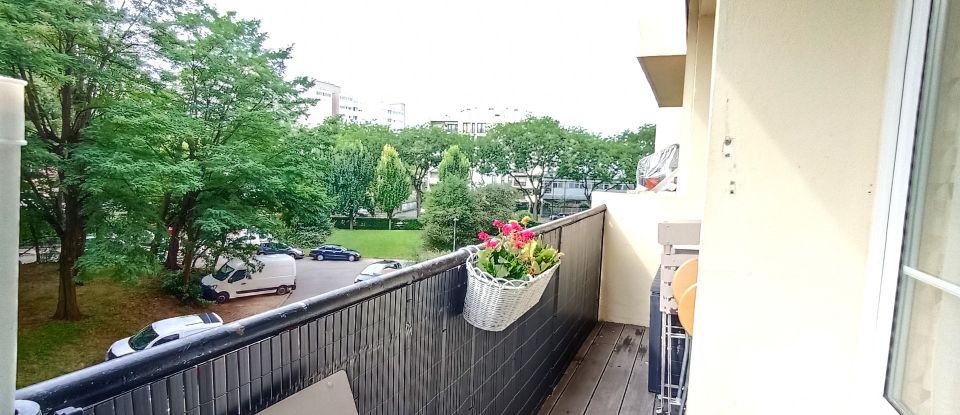 Appartement 4 pièces de 61 m² à Montreuil (93100)