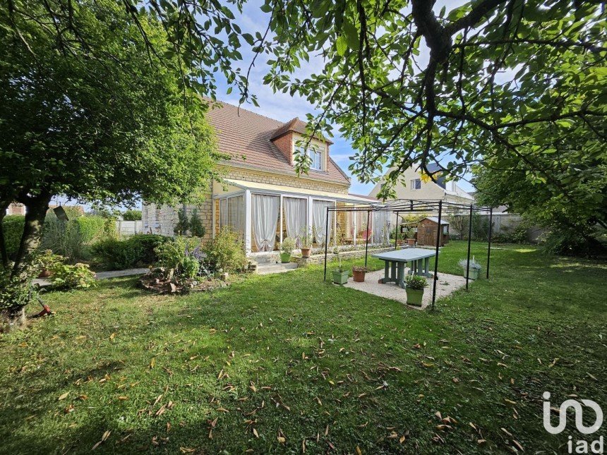 Maison 4 pièces de 130 m² à Saint-Martin-de-Fontenay (14320)