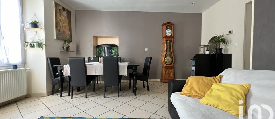 Maison 4 pièces de 91 m² à Saint-Béron (73520)