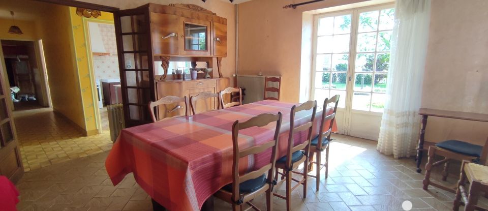 House 4 rooms of 80 m² in Saint-Hilaire-des-Landes (35140)