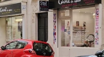 Business premises of 112 m² in Paris (75015)