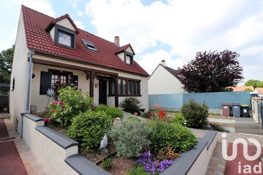 House 7 rooms of 142 m² in Bondoufle (91070)