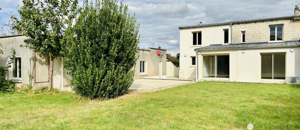 House 8 rooms of 165 m² in Soissons (02200)