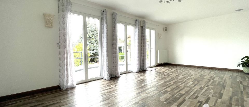 Maison traditionnelle 6 pièces de 128 m² à Juvisy-sur-Orge (91260)