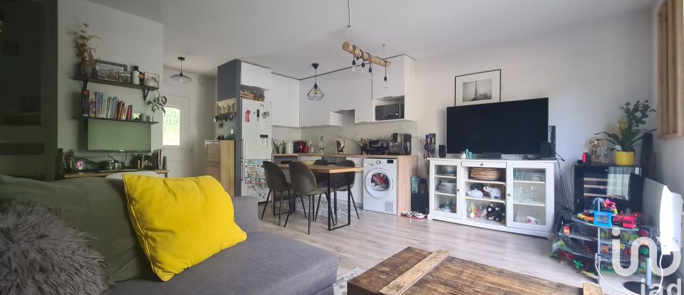 Maison 3 pièces de 58 m² à Le Pian-Médoc (33290)