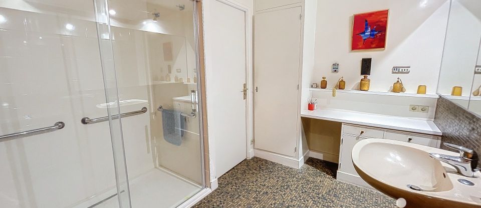 Appartement 4 pièces de 112 m² à Paris (75005)