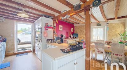 Maison de campagne 5 pièces de 125 m² à Villiers-le-Mahieu (78770)