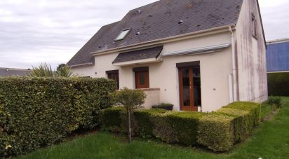 House 5 rooms of 91 m² in Port-en-Bessin-Huppain (14520)