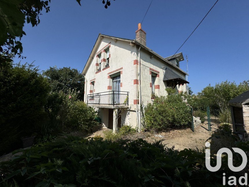 Maison de village 6 pièces de 125 m² à Chinon (37500)