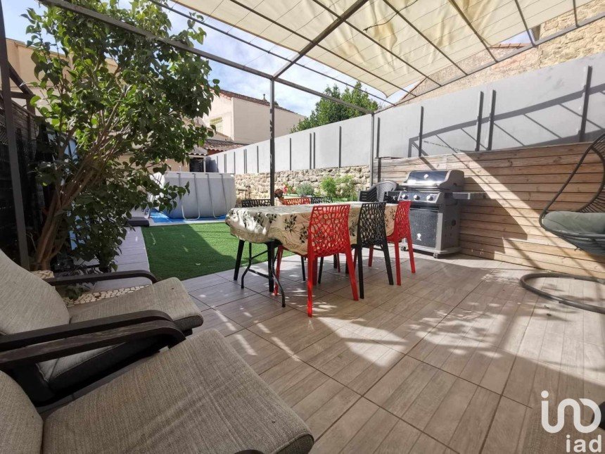 Maison 4 pièces de 89 m² à Carpentras (84200)