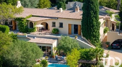 House 7 rooms of 300 m² in Roquebrune-sur-Argens (83380)