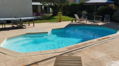 Maison 6 pièces de 220 m² à Sanary-sur-Mer (83110)