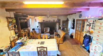 Village house 7 rooms of 215 m² in Couzou (46500)