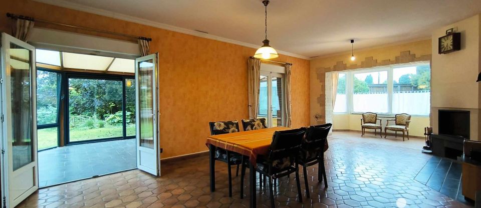 Traditional house 7 rooms of 151 m² in Serques (62910)