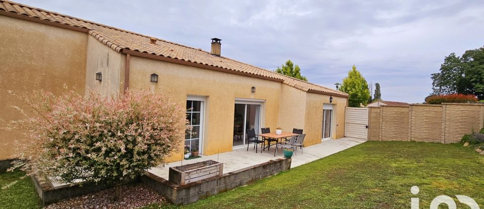 Maison traditionnelle 7 pièces de 126 m² à La Chaize-le-Vicomte (85310)