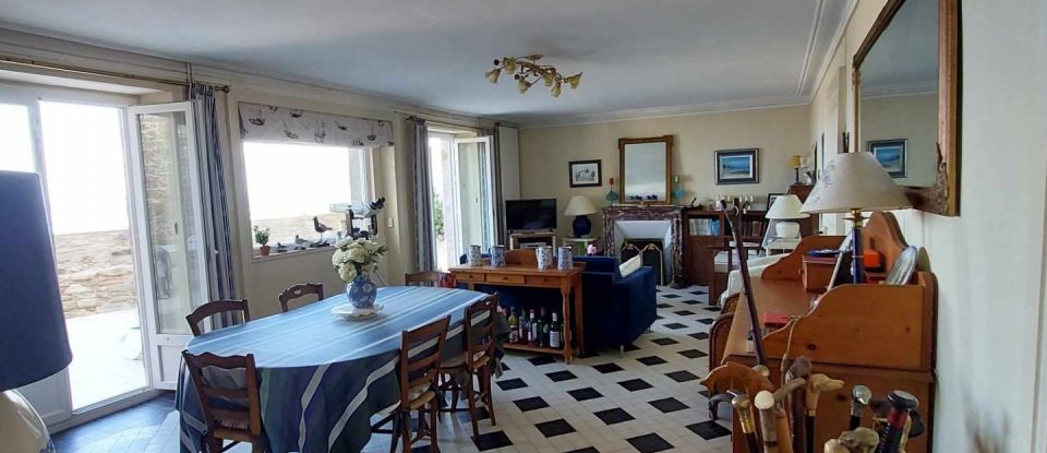 Mansion 4 rooms of 120 m² in Piriac-sur-Mer (44420)