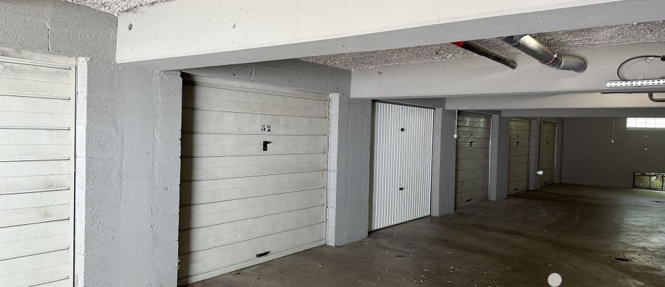 Parking/garage/box de 16 m² à Saint-Herblain (44800)