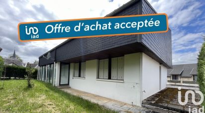 Maison de ville 8 pièces de 240 m² à La Tour-d'Auvergne (63680)