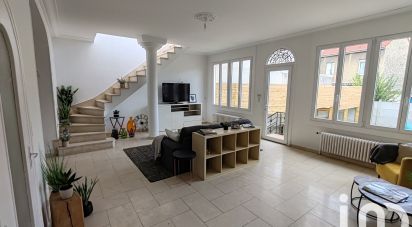 Town house 10 rooms of 215 m² in Reims (51100)