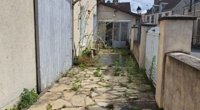 Town house 4 rooms of 116 m² in Saint-Benoît-sur-Loire (45730)