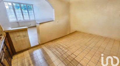 House 5 rooms of 92 m² in Guerlesquin (29650)