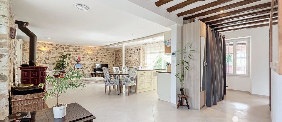 Maison 5 pièces de 138 m² à Soignolles-en-Brie (77111)