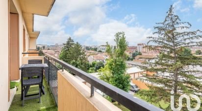 Appartement 3 pièces de 67 m² à Villeurbanne (69100)