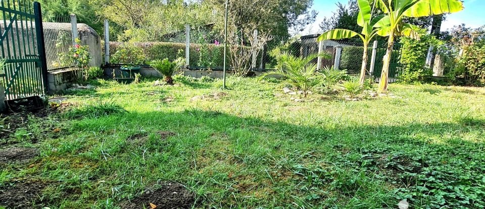 Maison 7 pièces de 150 m² à Ainay-le-Château (03360)