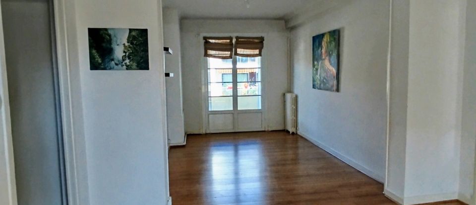 Apartment 4 rooms of 83 m² in Agen (47000)