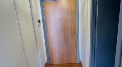 Apartment 1 room of 28 m² in Enghien-les-Bains (95880)