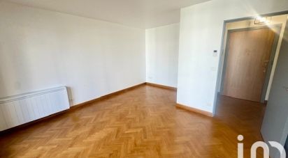 Apartment 1 room of 28 m² in Enghien-les-Bains (95880)