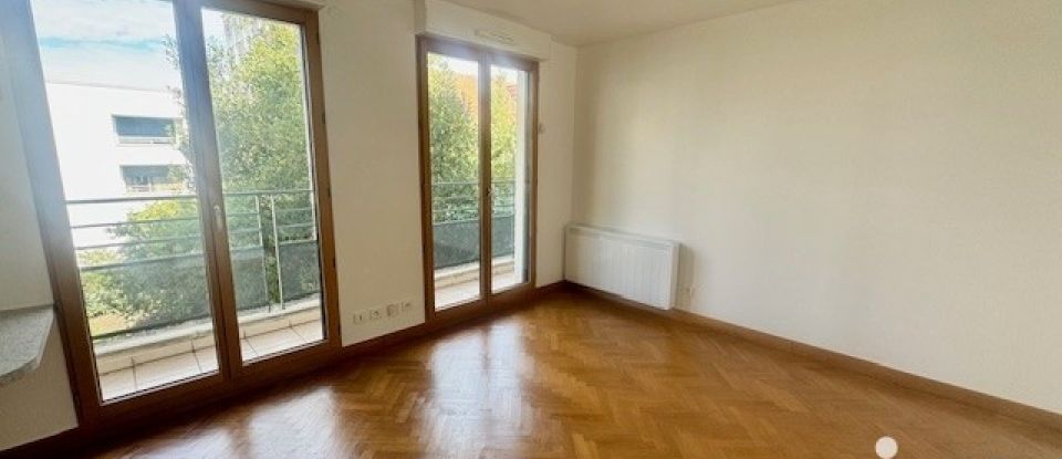 Apartment 1 room of 28 m² in Enghien-les-Bains (95880)