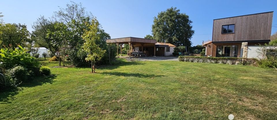 House 6 rooms of 152 m² in Montréverd (85260)