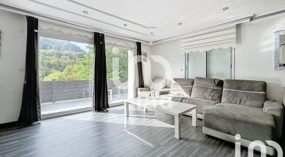 Maison 8 pièces de 234 m² à Lavans-lès-Saint-Claude (39170)