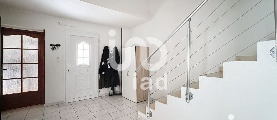 Maison 8 pièces de 234 m² à Lavans-lès-Saint-Claude (39170)