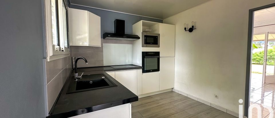 Maison 3 pièces de 75 m² à Saint-Denis (97490)