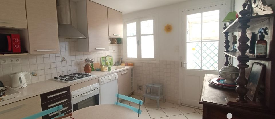 House 5 rooms of 107 m² in Sarrouilles (65600)