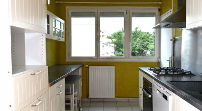 Appartement 4 pièces de 76 m² à Grigny (69520)