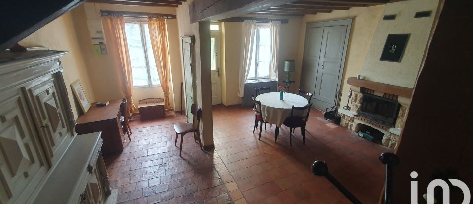 Maison 3 pièces de 87 m² à Huillé (49430)