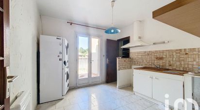 Maison traditionnelle 5 pièces de 102 m² à Saint-Saturnin-lès-Avignon (84450)