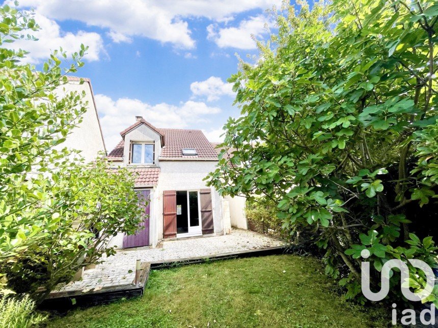 House 4 rooms of 84 m² in Triel-sur-Seine (78510)