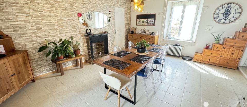 Maison 6 pièces de 177 m² à Louan-Villegruis-Fontaine (77560)