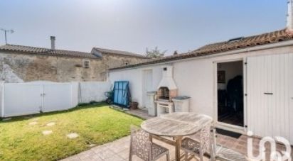 Maison 15 pièces de 220 m² à Tonnay-Charente (17430)