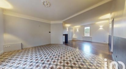 Maison traditionnelle 7 pièces de 186 m² à Montauban (82000)